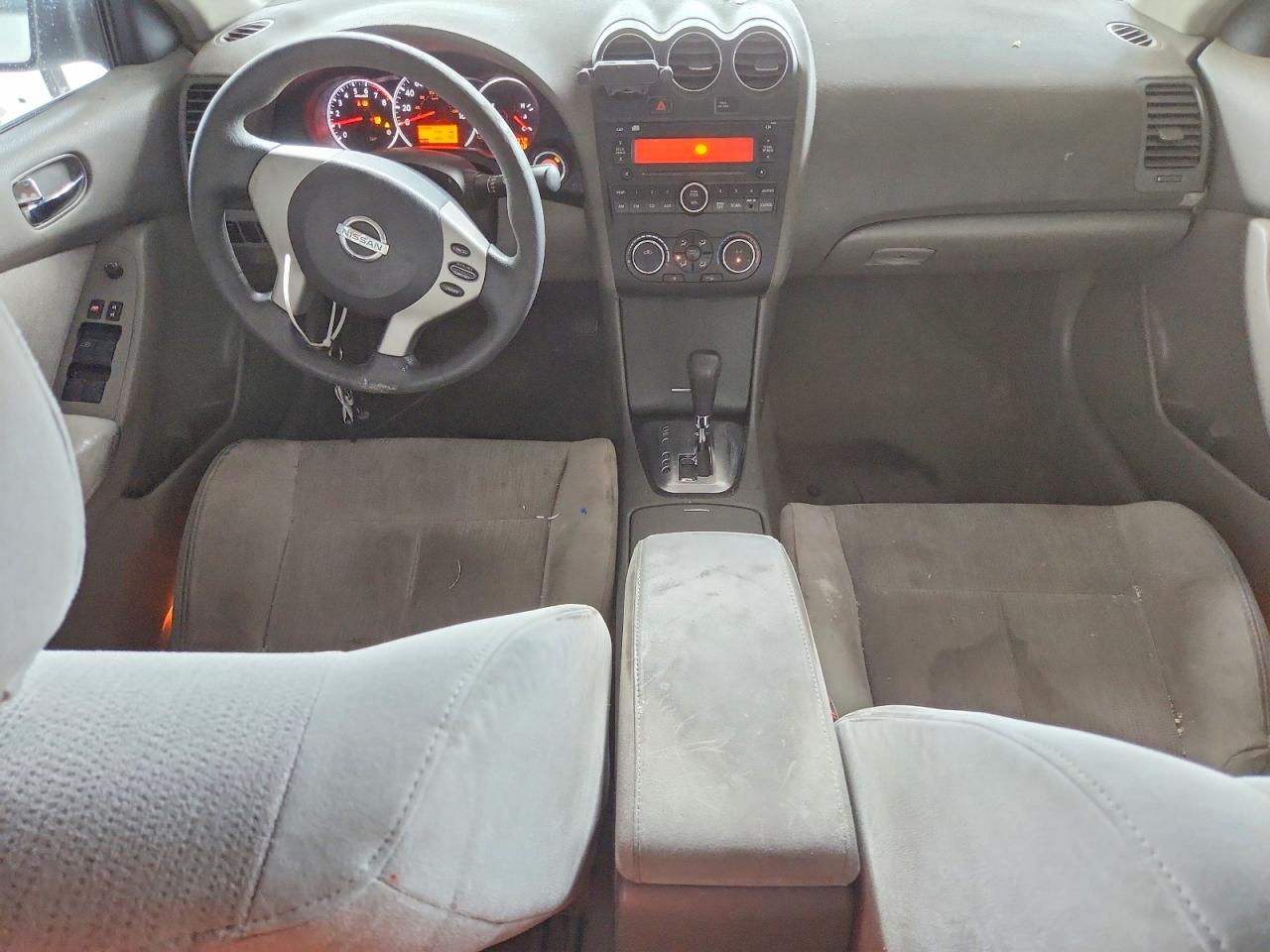 2010 NISSAN ALTIMA