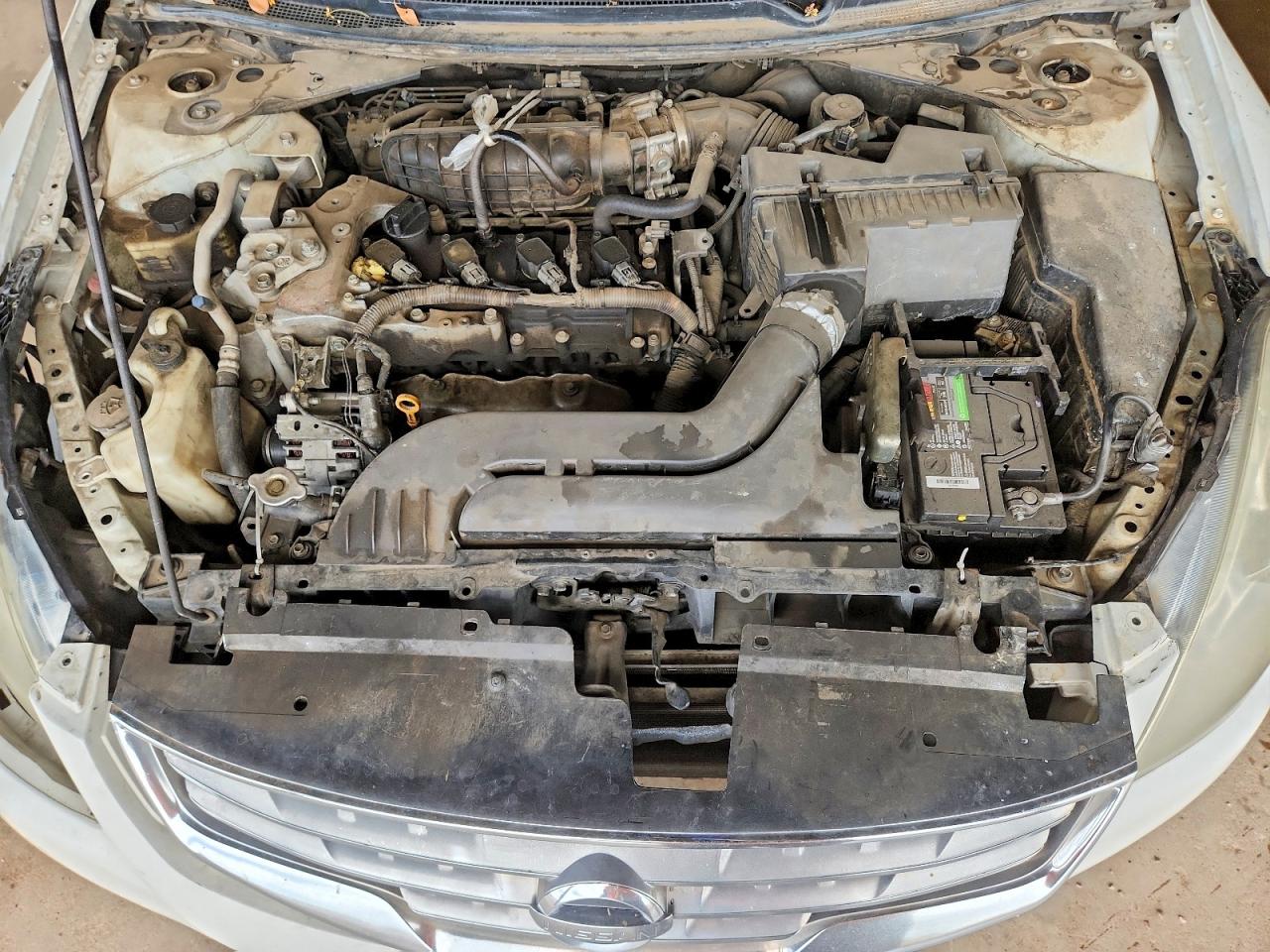 2010 NISSAN ALTIMA