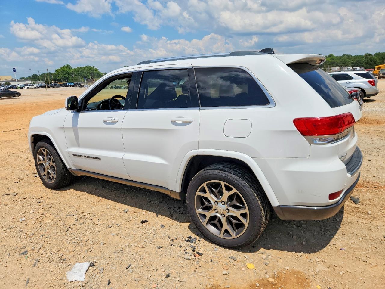 2018 JEEP CHEROKEE