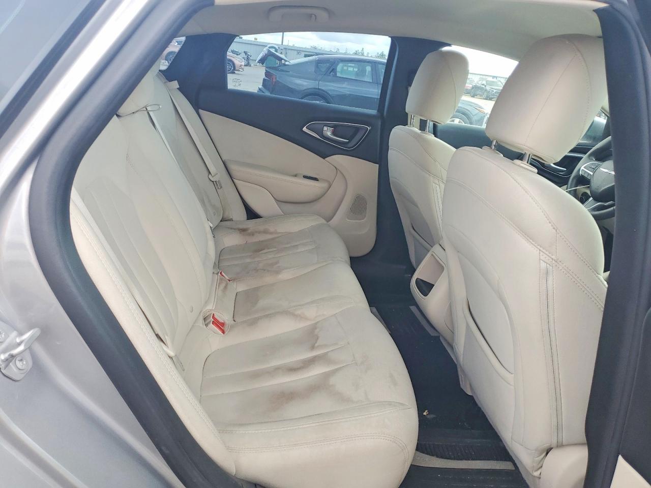 2016 CHRYSLER 200