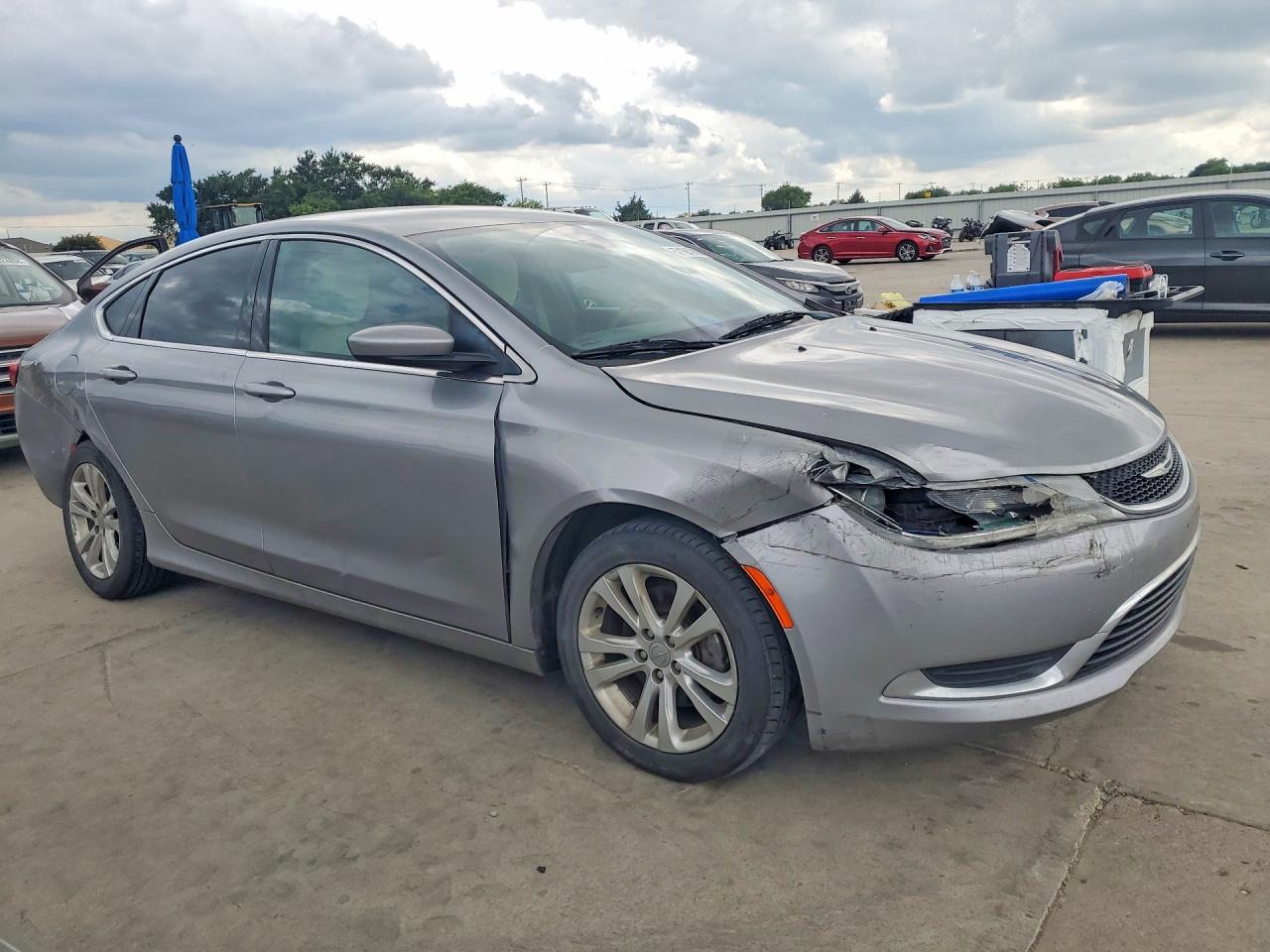 2016 CHRYSLER 200