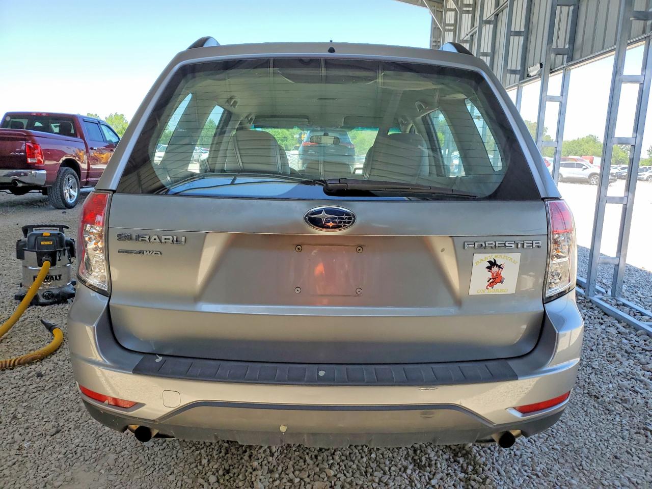 2011 SUBARU FORESTER