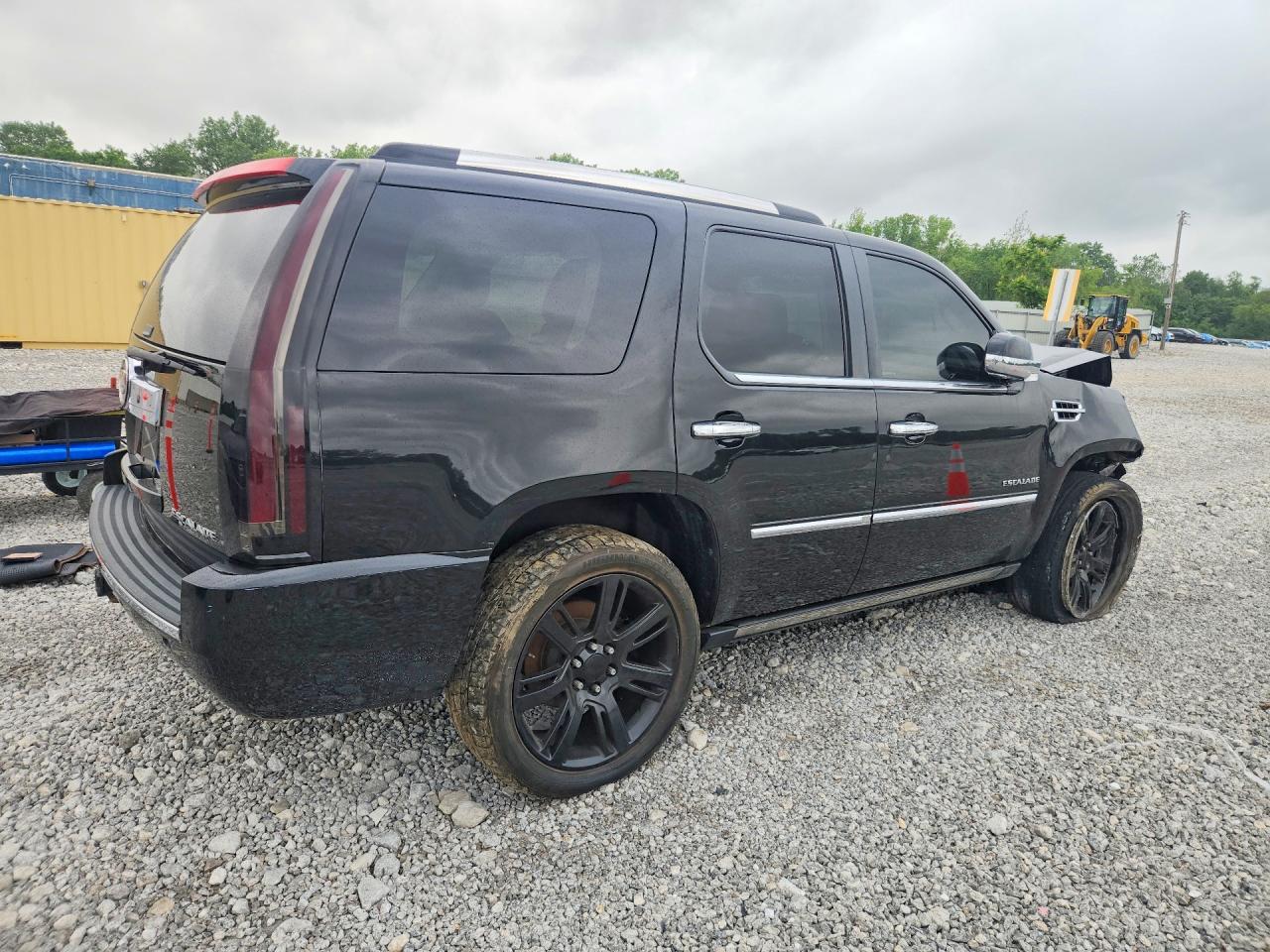2013 CADILLAC ESCALADE