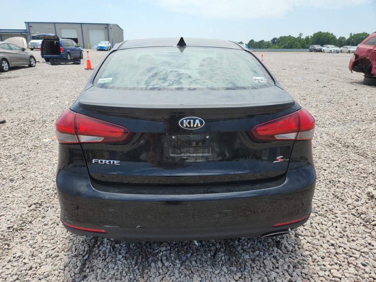 2017 KIA FORTE