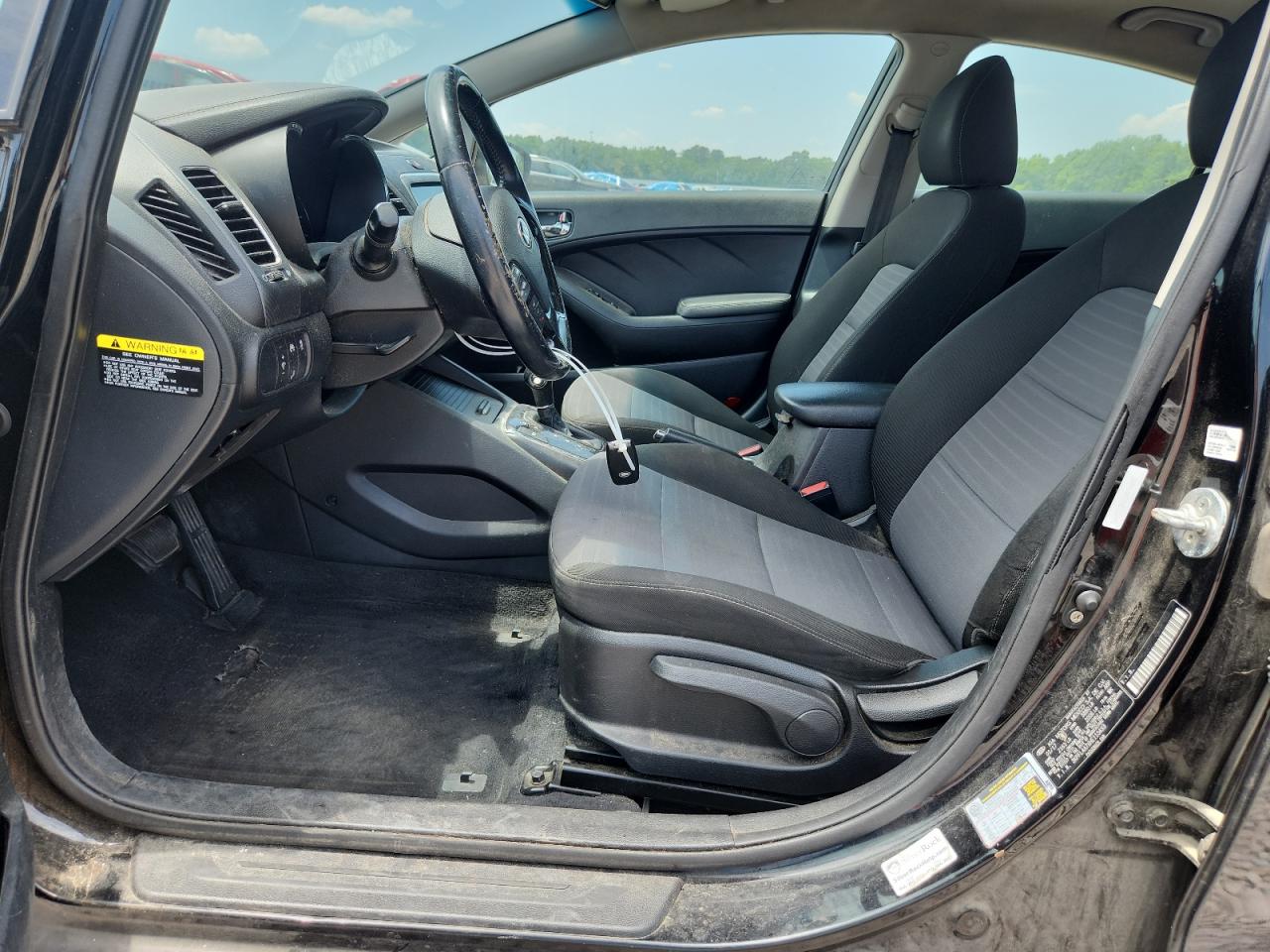 2017 KIA FORTE