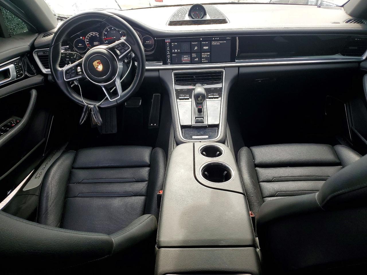 2018 PORSCHE PANAMERA