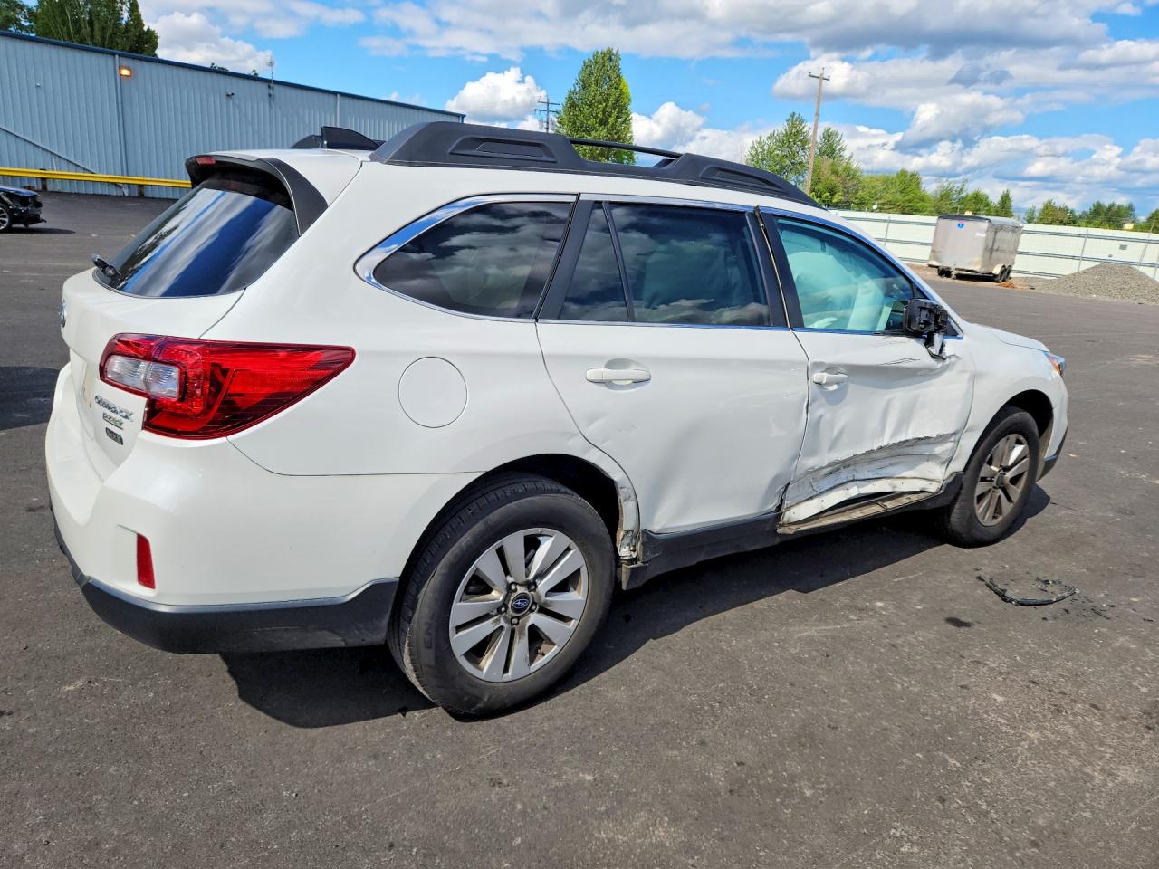2016 SUBARU OUTBACK
