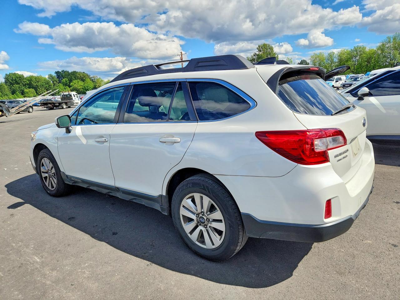 2016 SUBARU OUTBACK