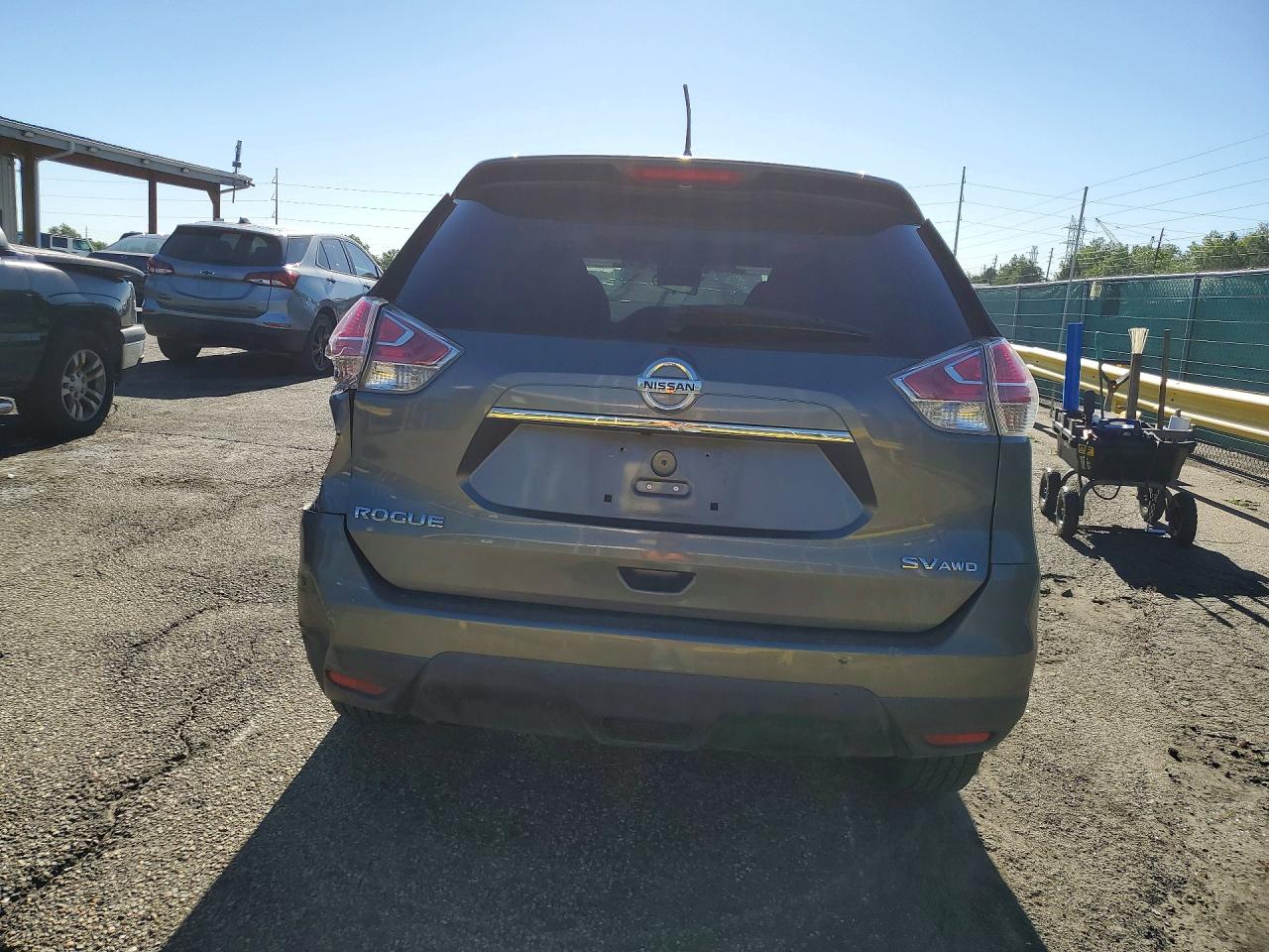 2016 NISSAN ROGUE