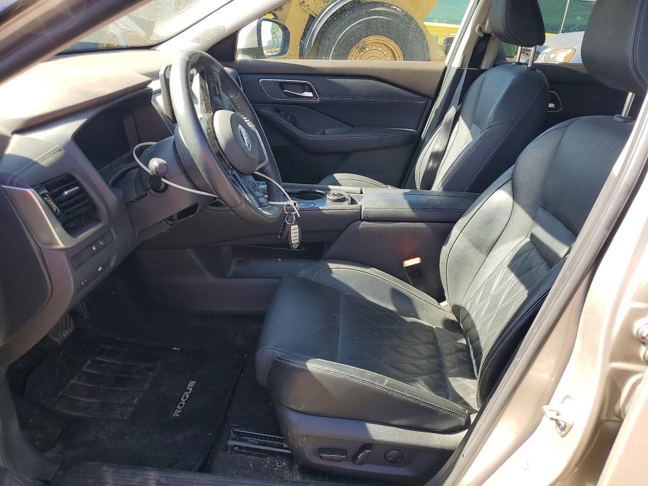 2021 NISSAN ROGUE