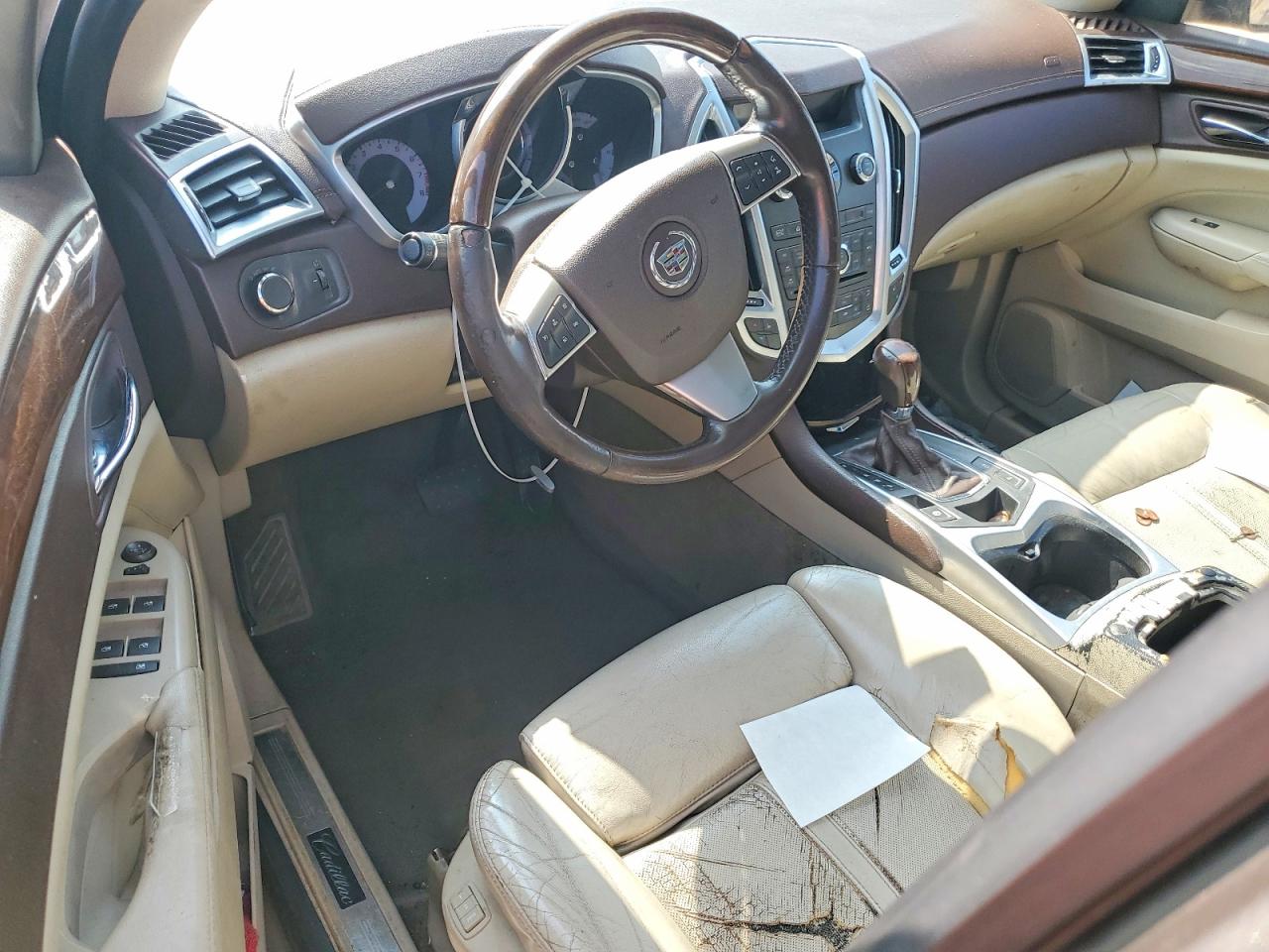 2011 CADILLAC SRX