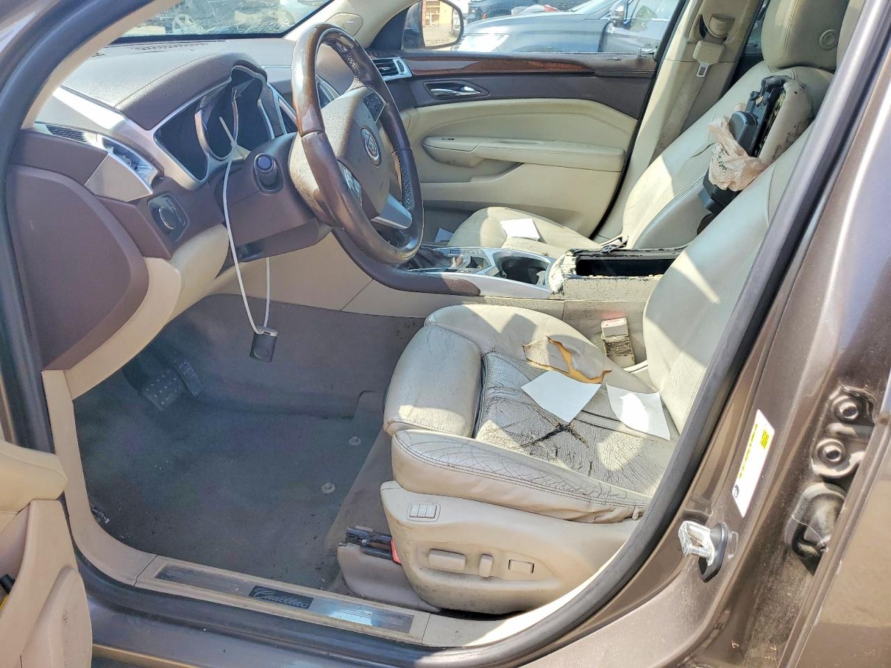 2011 CADILLAC SRX