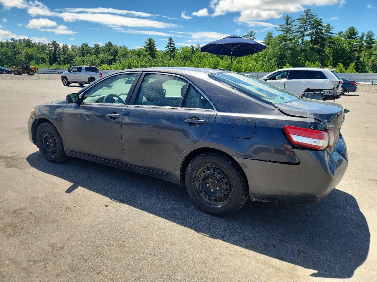 2011 TOYOTA CAMRY