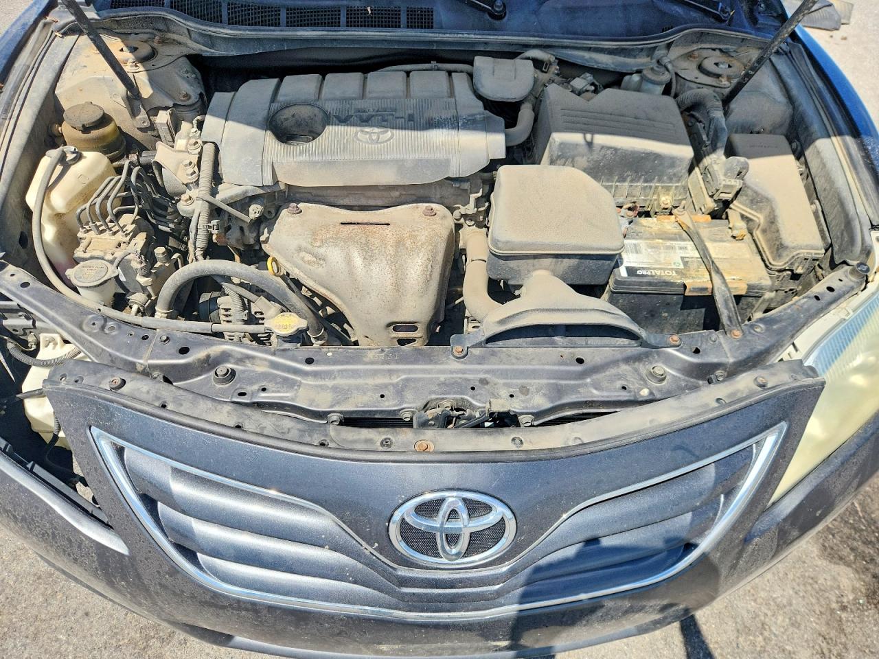 2011 TOYOTA CAMRY