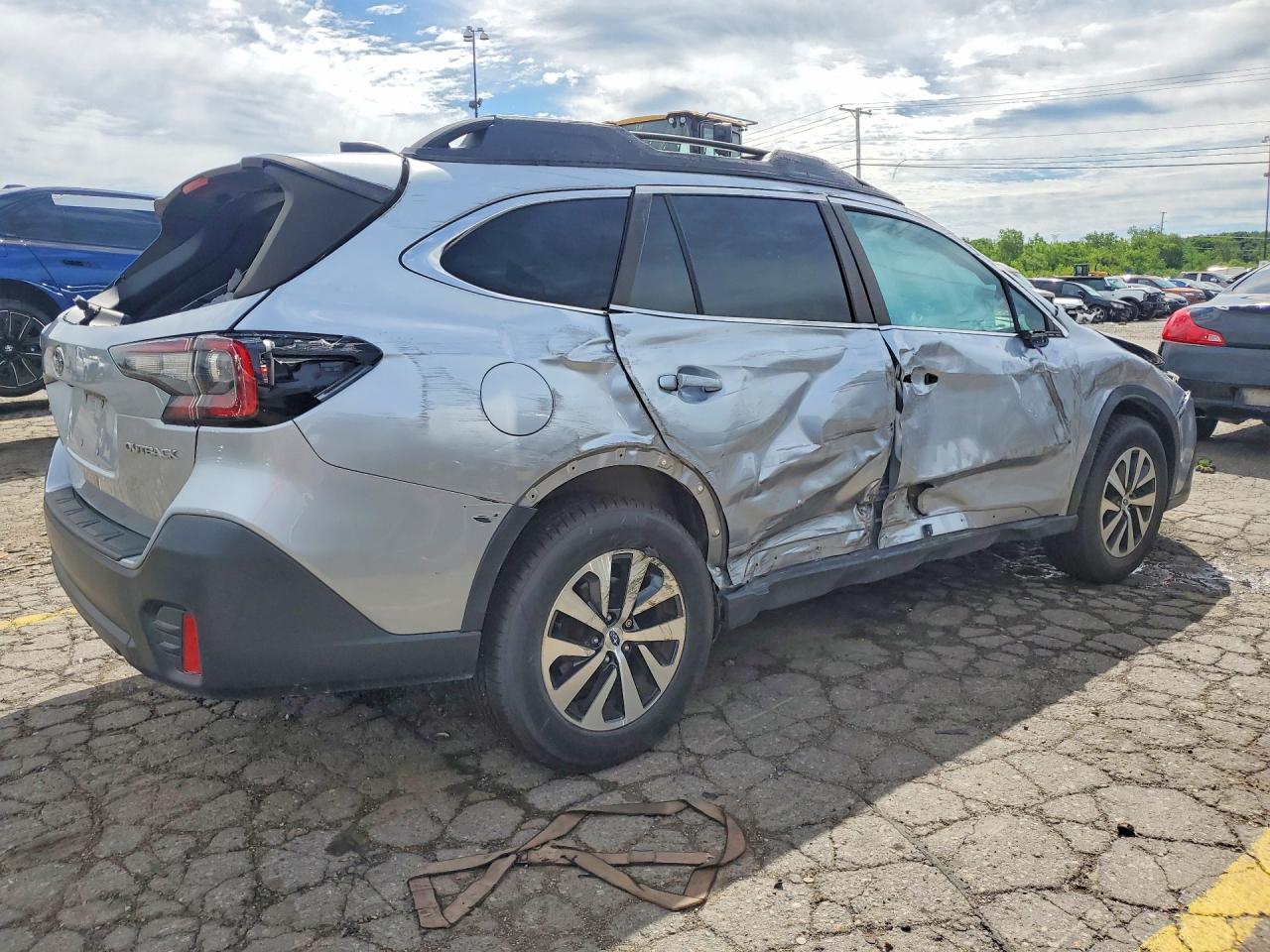 2020 SUBARU OUTBACK
