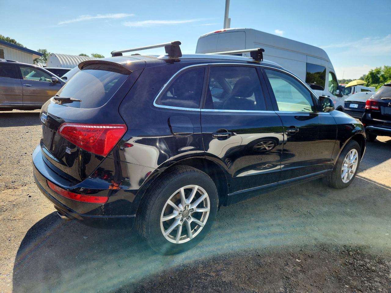 2010 AUDI Q5