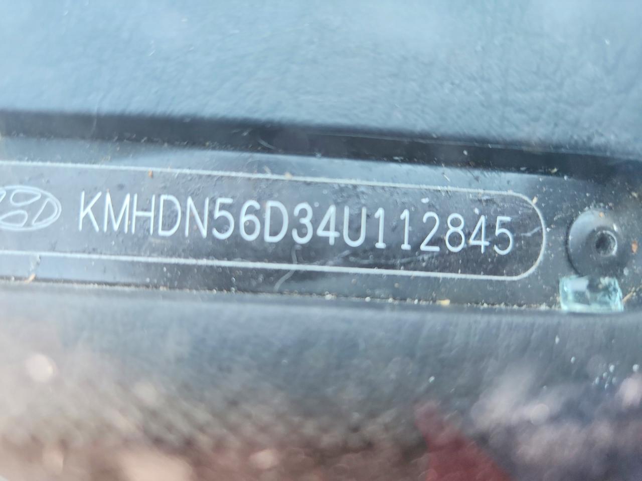 2004 HYUNDAI ELANTRA