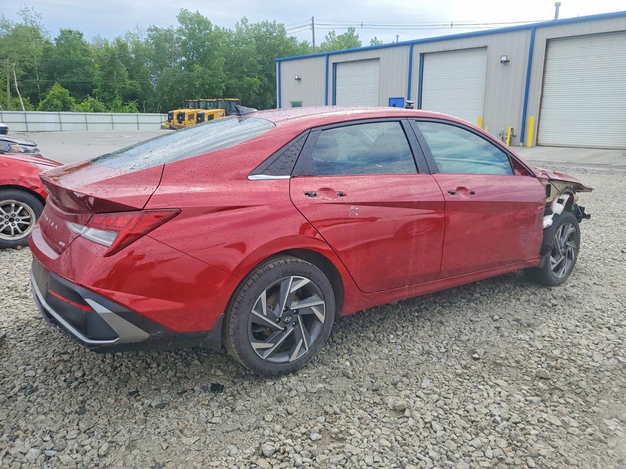 2024 HYUNDAI ELANTRA
