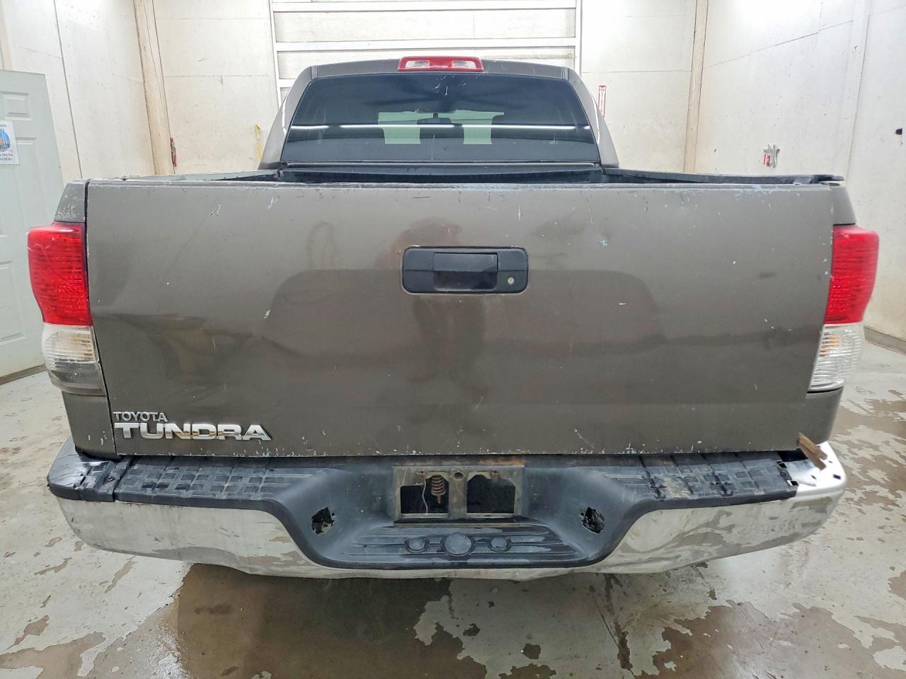 2010 TOYOTA TUNDRA