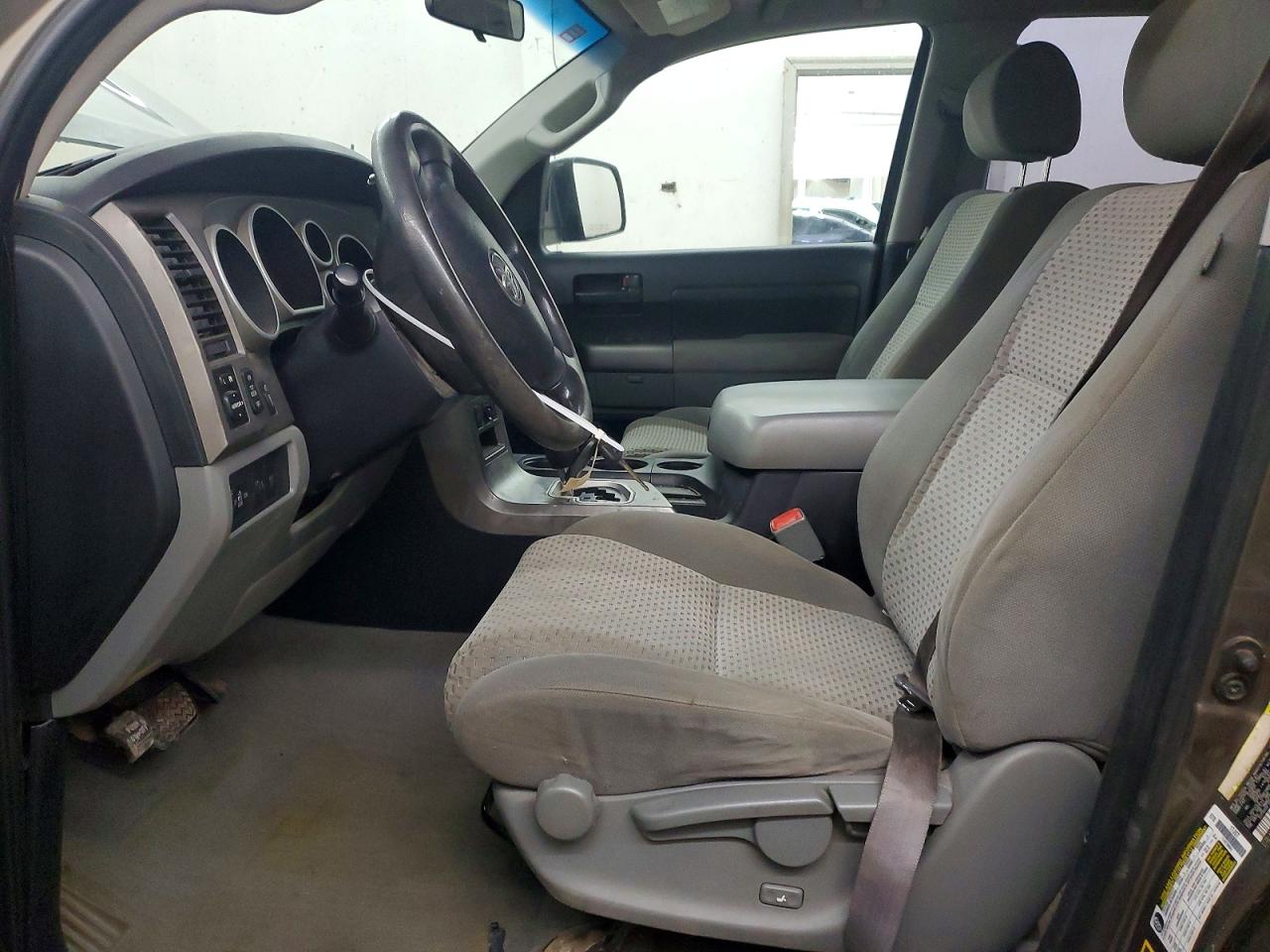 2010 TOYOTA TUNDRA