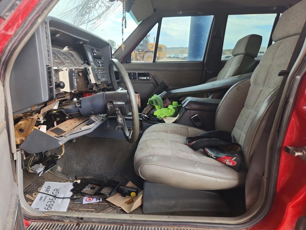 1992 JEEP CHEROKEE