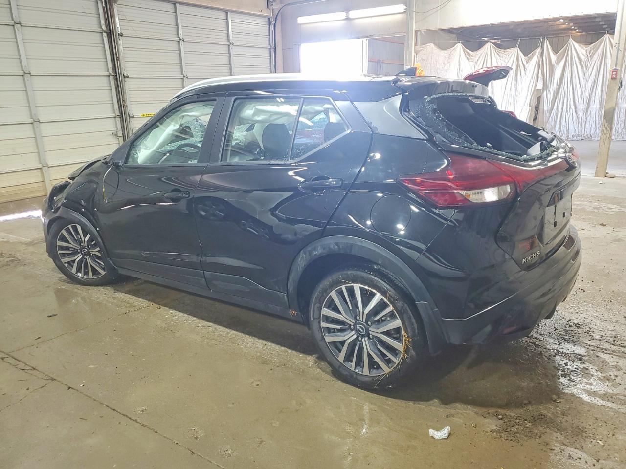 2023 NISSAN KICKS