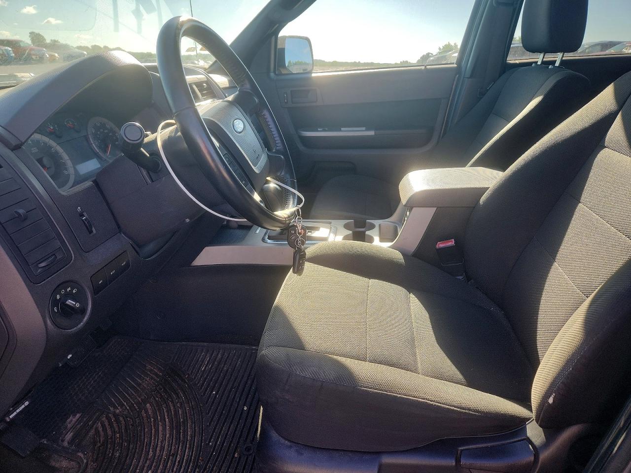 2009 FORD ESCAPE