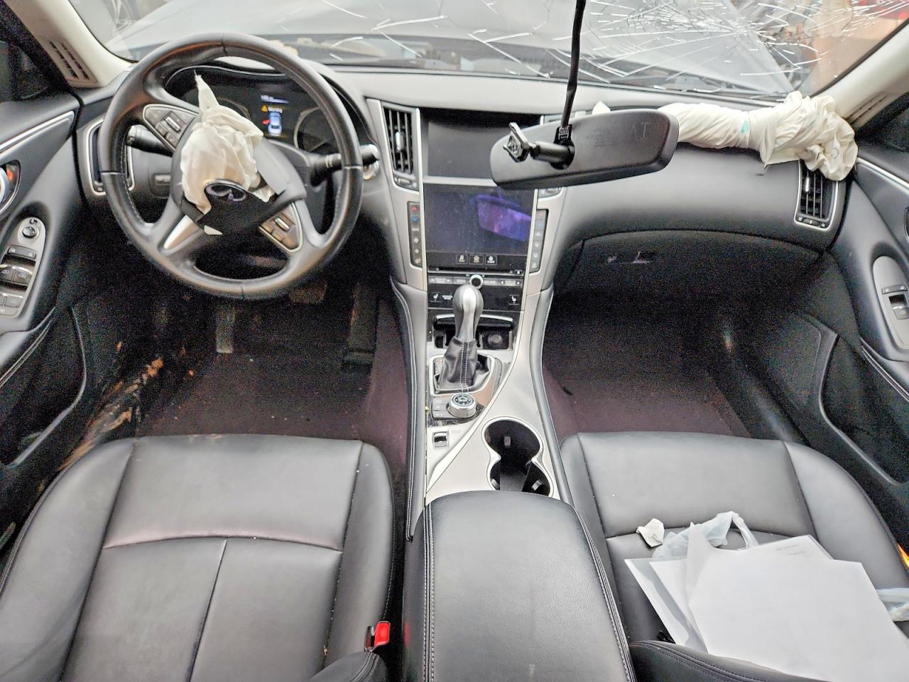 2015 INFINITI Q50