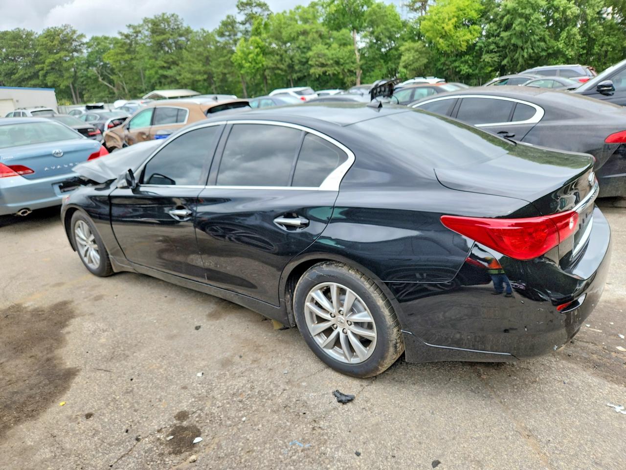 2015 INFINITI Q50