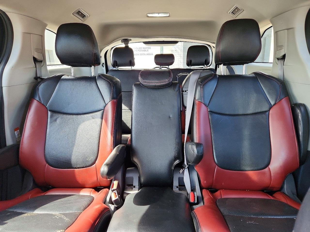 2021 TOYOTA SIENNA
