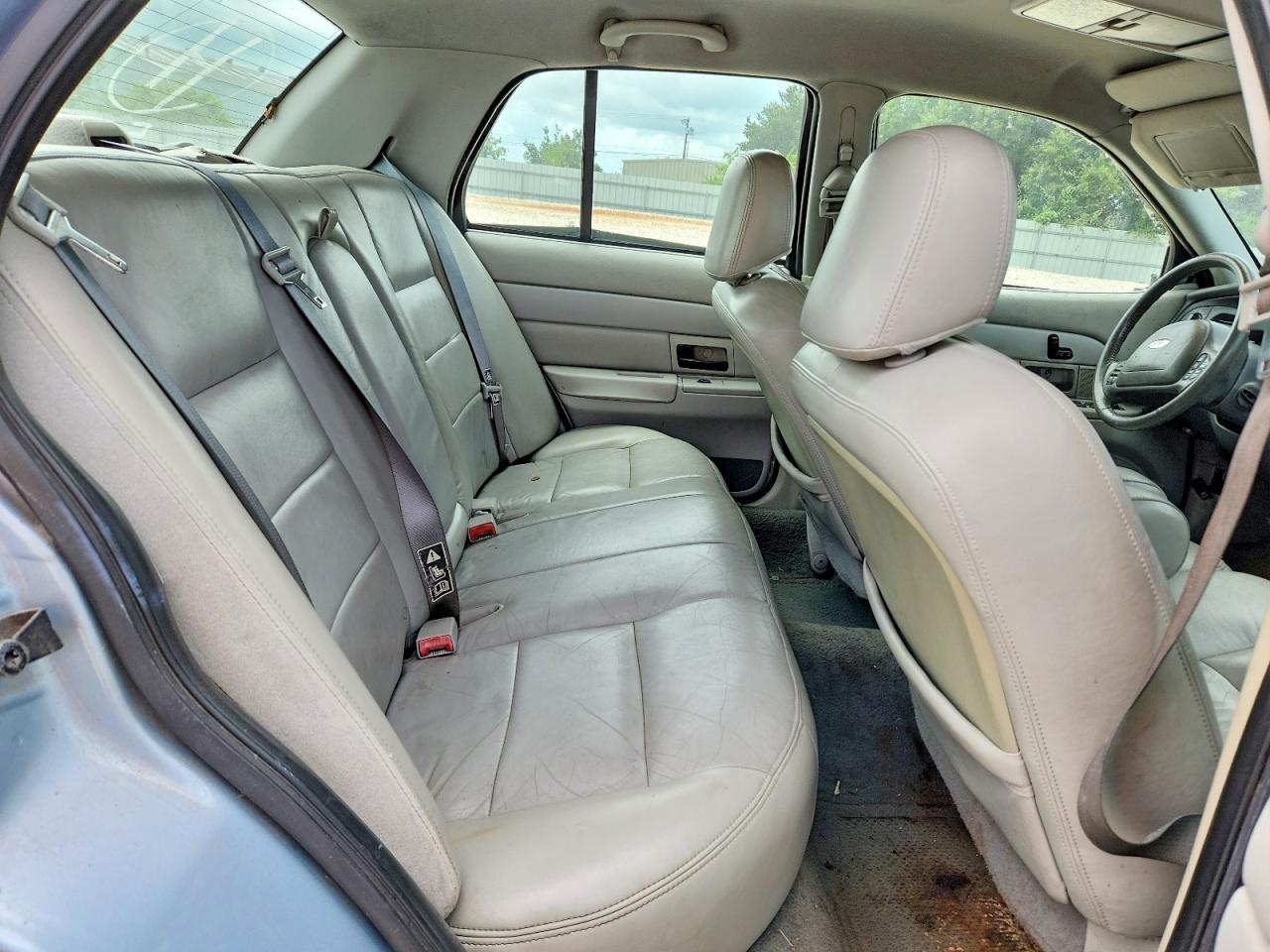 2003 FORD CROWN VIC