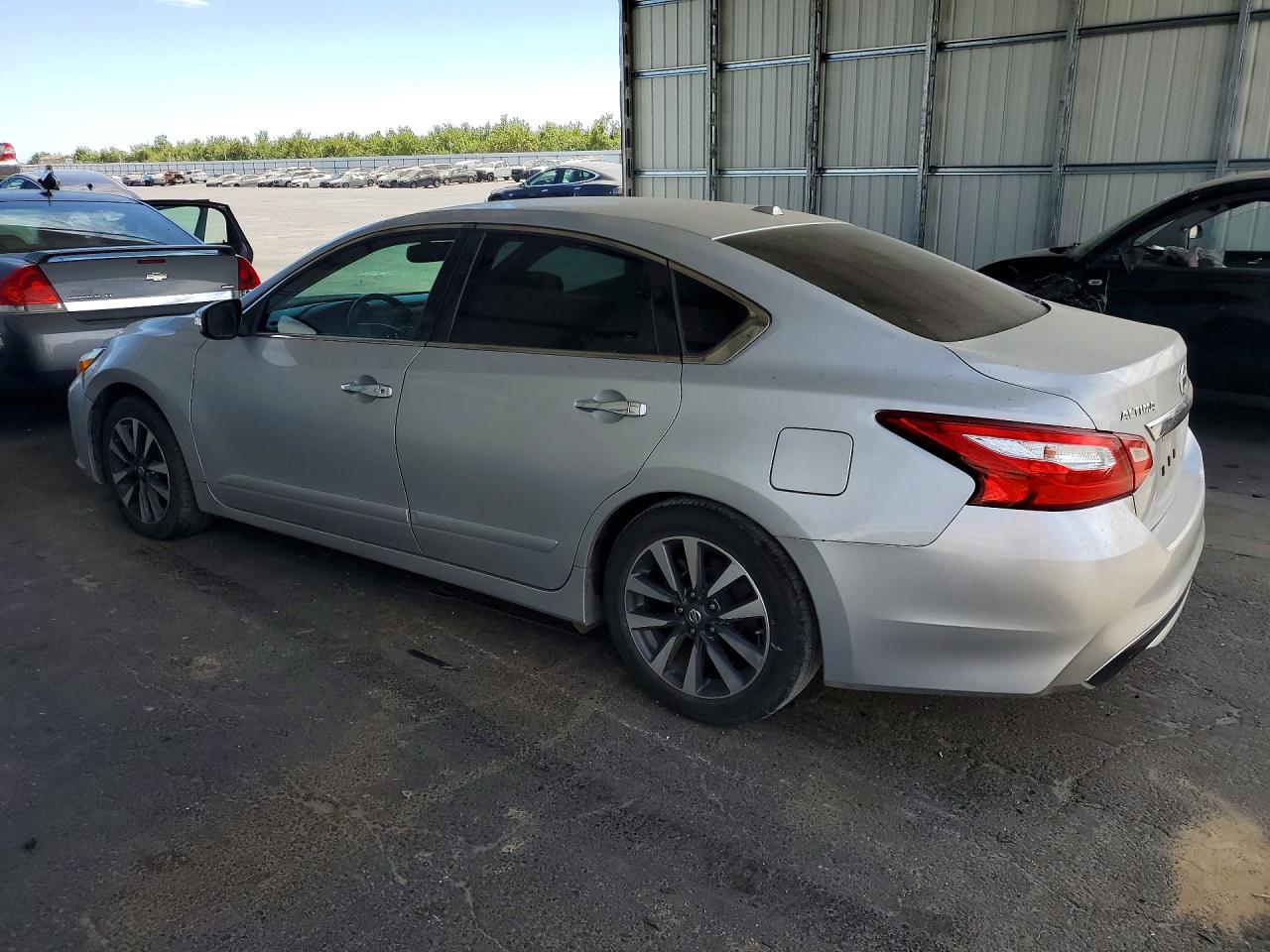 2017 NISSAN ALTIMA