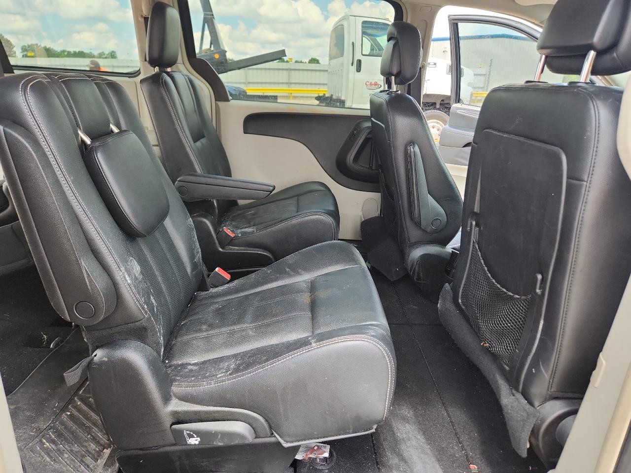 2012 CHRYSLER MINIVAN