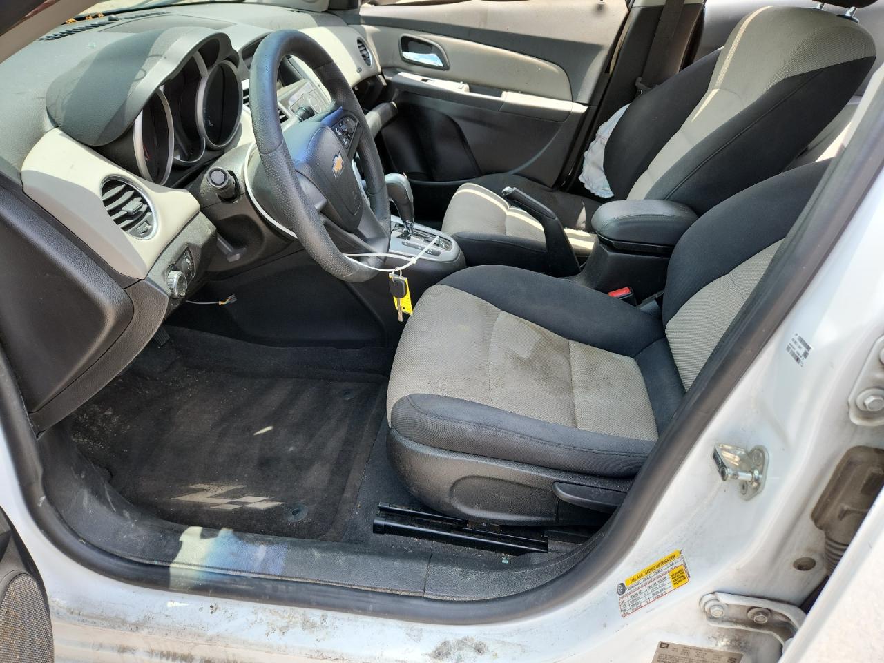 2016 CHEVROLET CRUZE