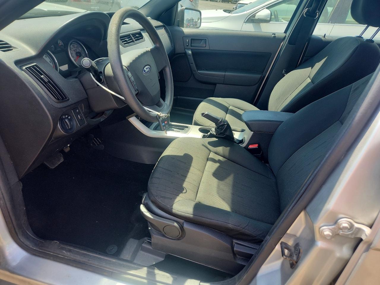 2010 FORD FOCUS