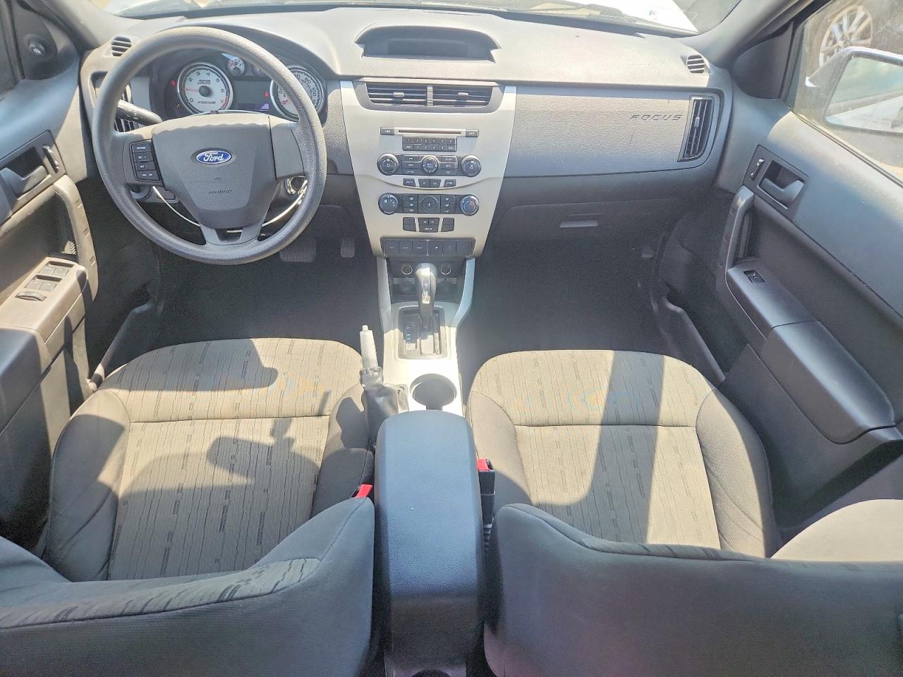2010 FORD FOCUS