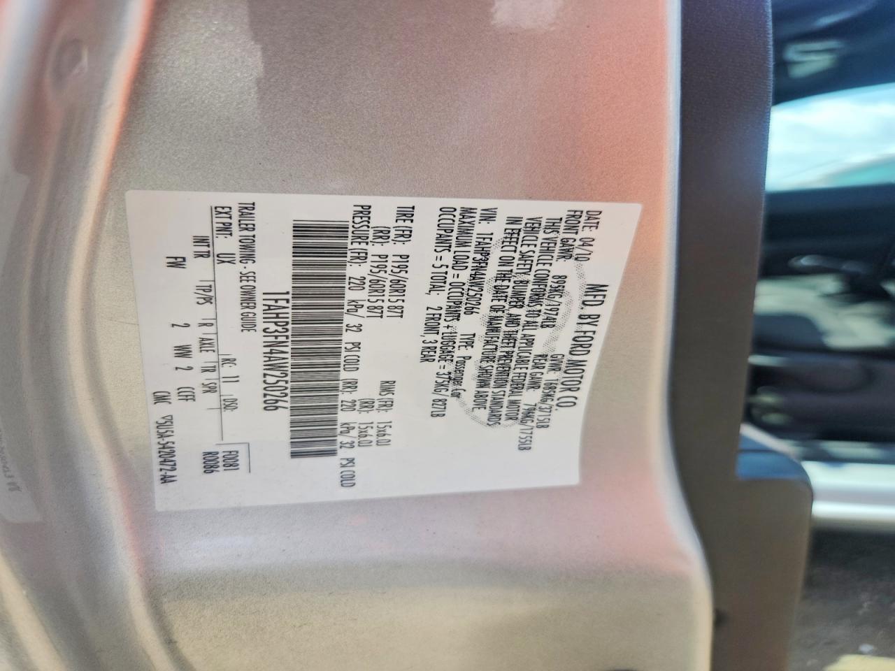 2010 FORD FOCUS