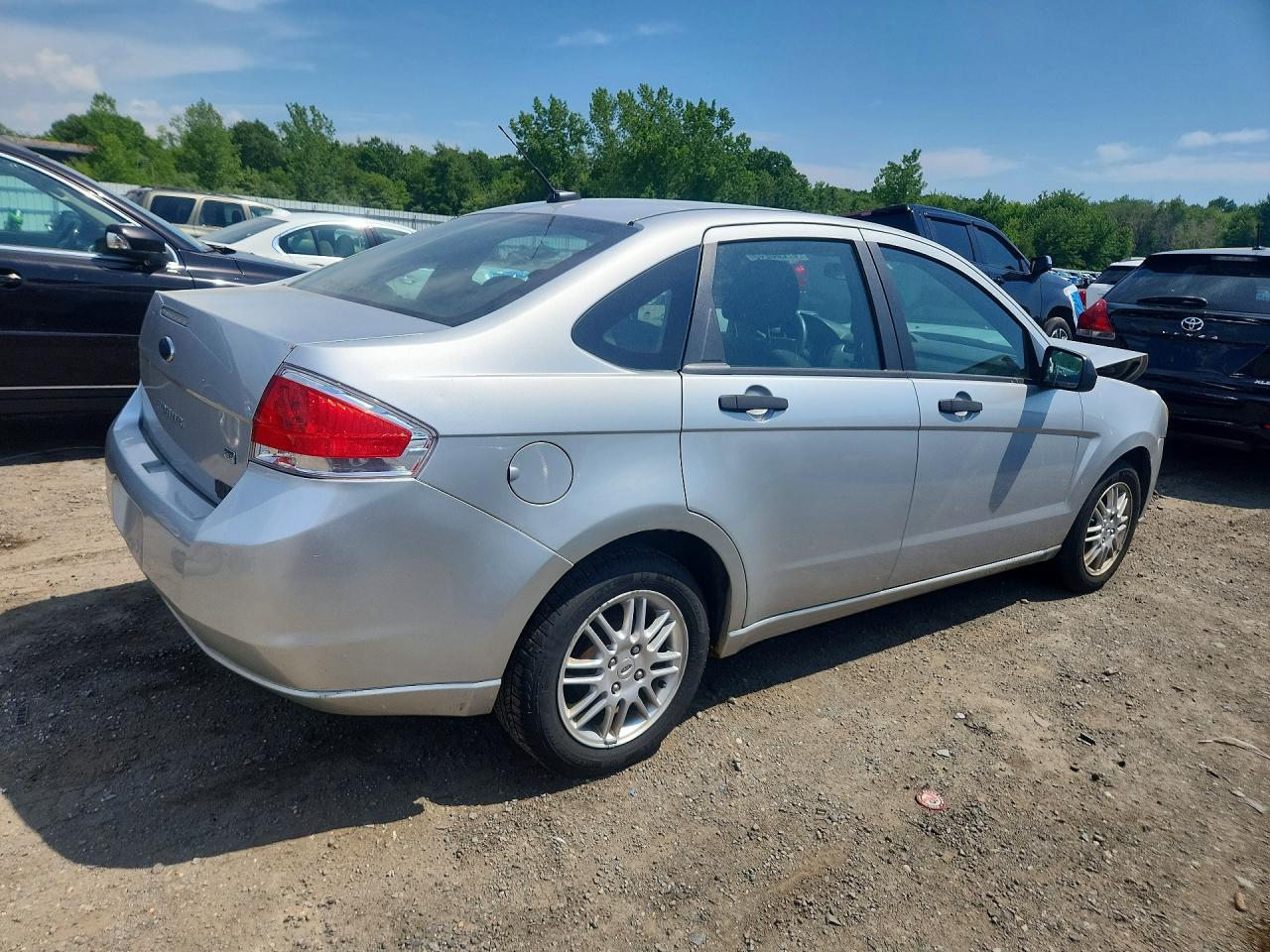 2010 FORD FOCUS