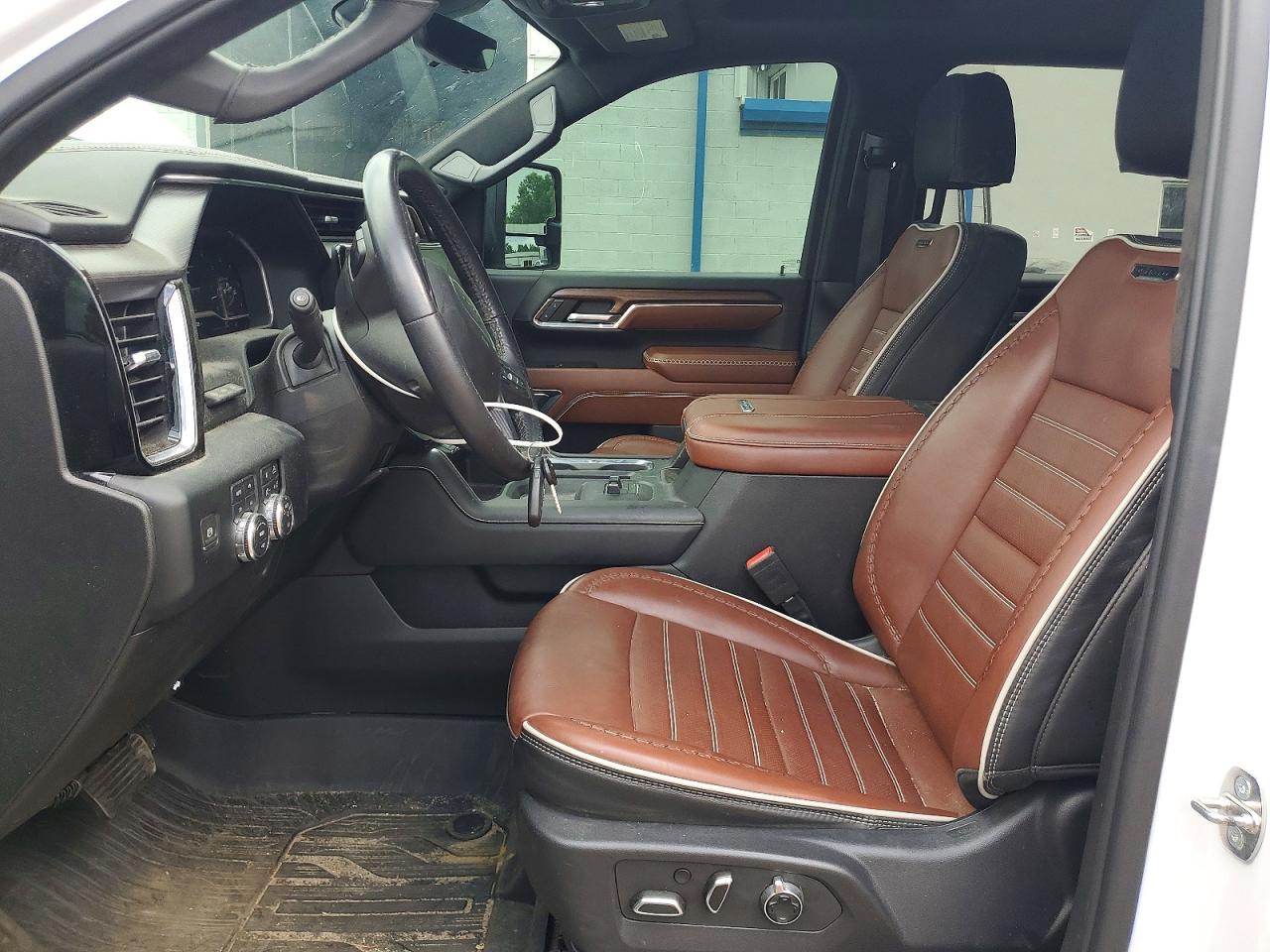 2024 GMC SIERRA