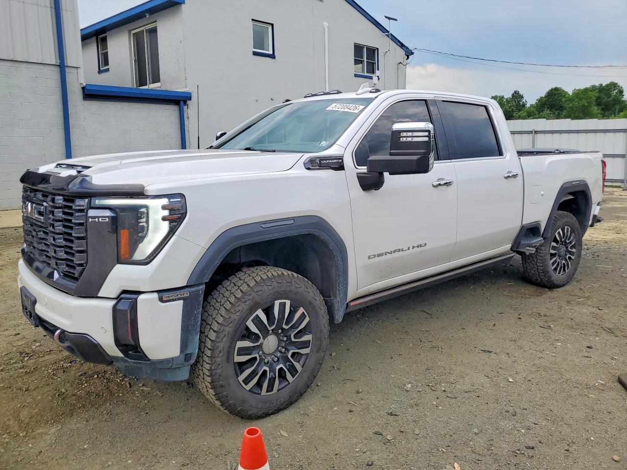 2024 GMC SIERRA