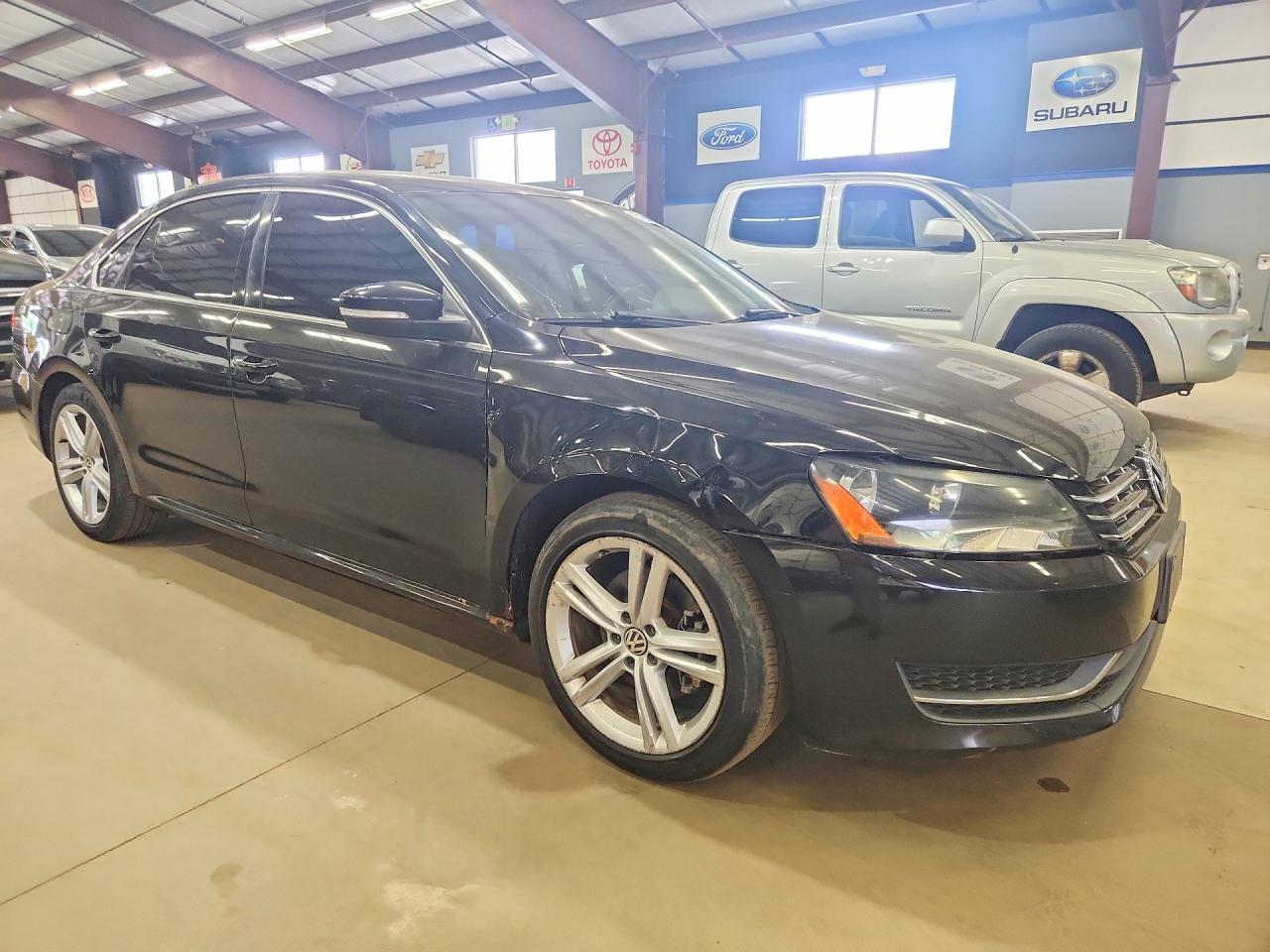 2014 VOLKSWAGEN PASSAT