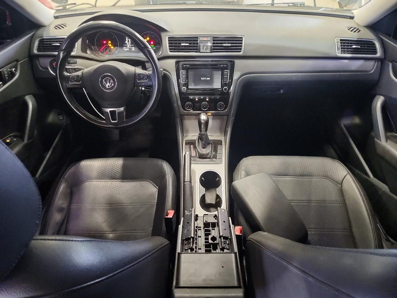 2014 VOLKSWAGEN PASSAT