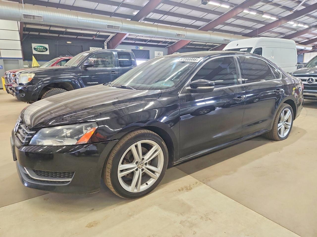 2014 VOLKSWAGEN PASSAT