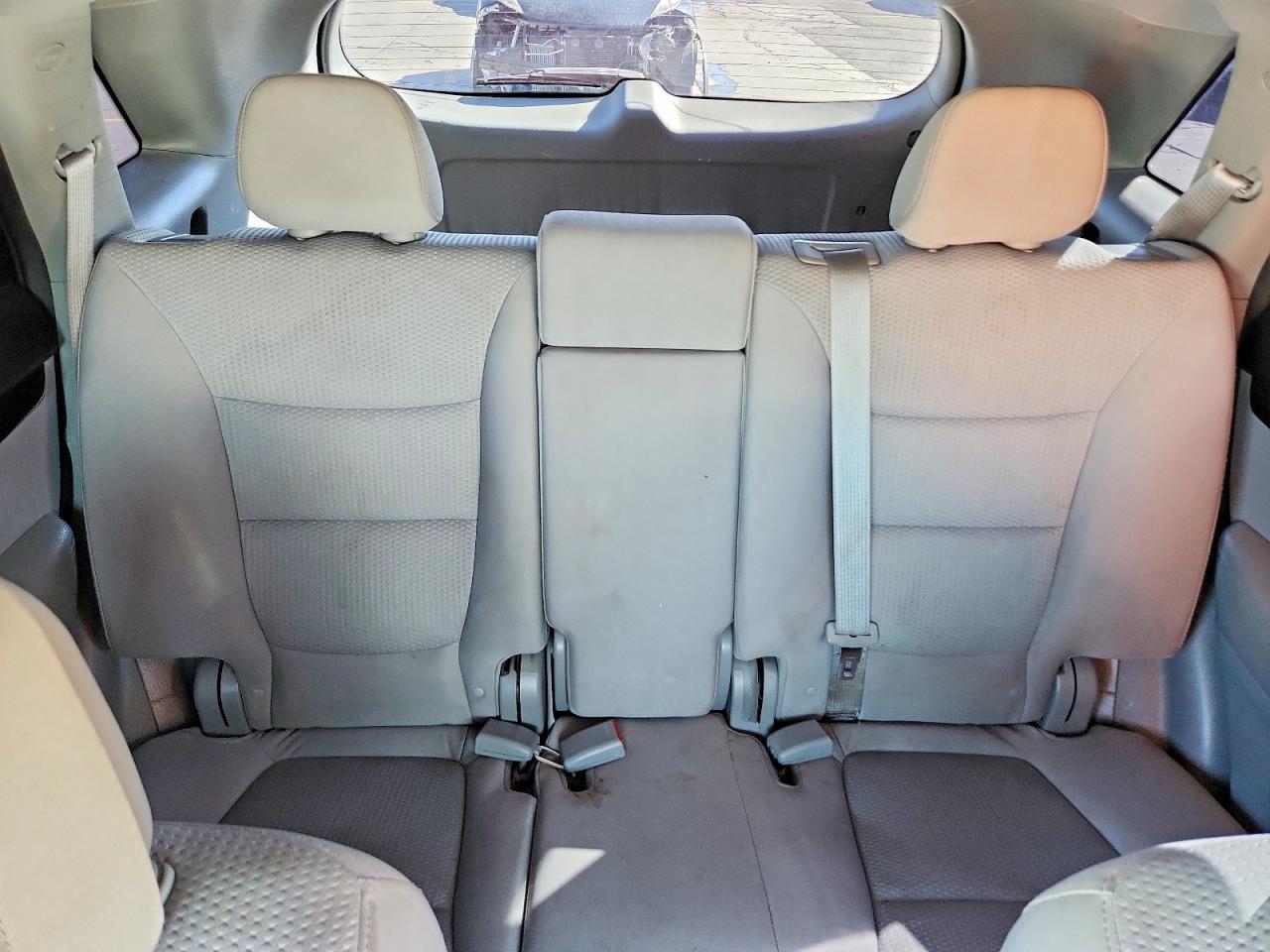 2011 KIA SORENTO