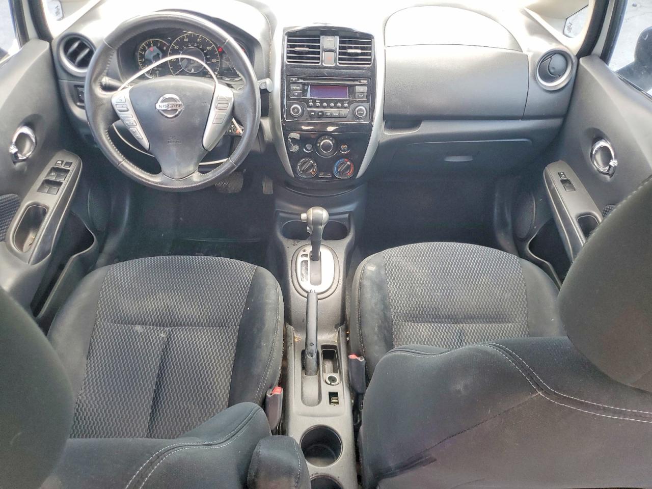 2015 NISSAN VERSA