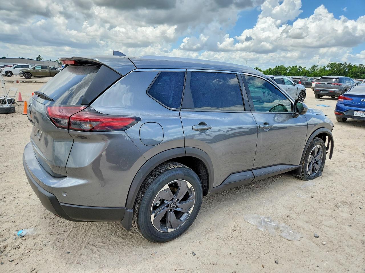 2026 NISSAN ROGUE
