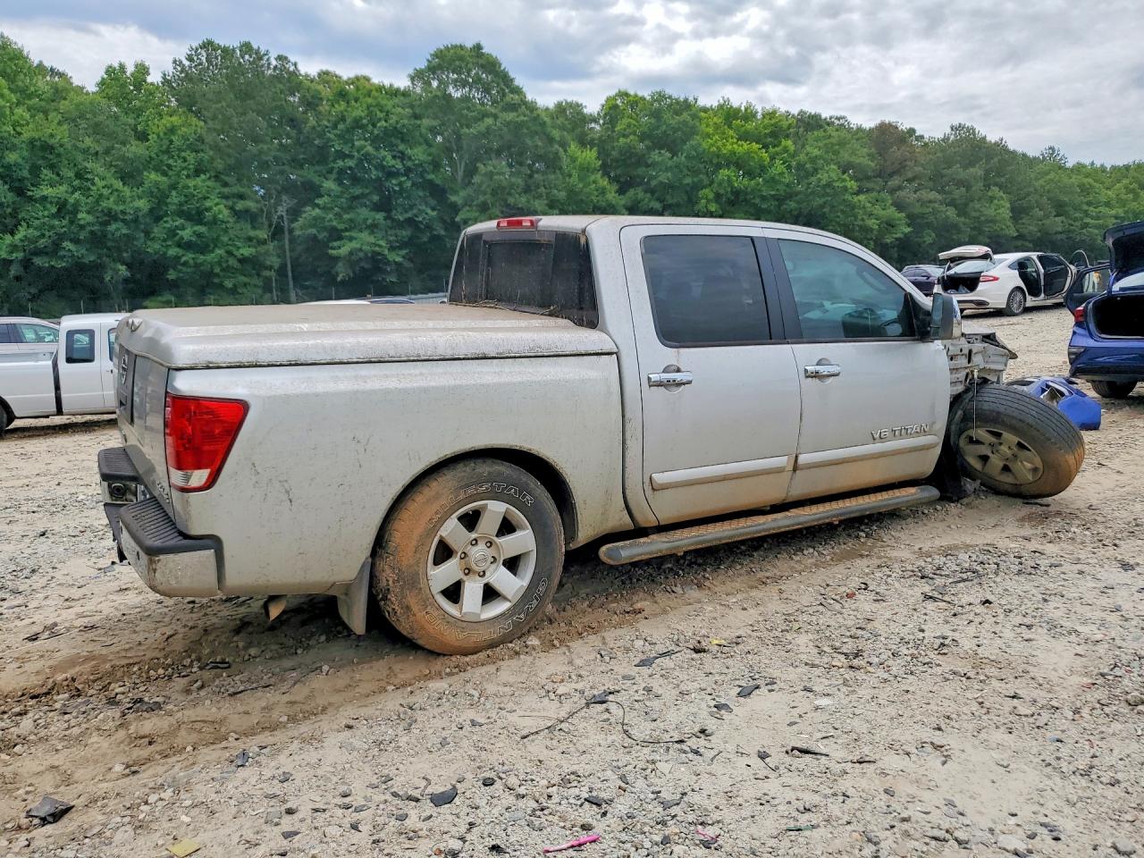 2005 NISSAN TITAN