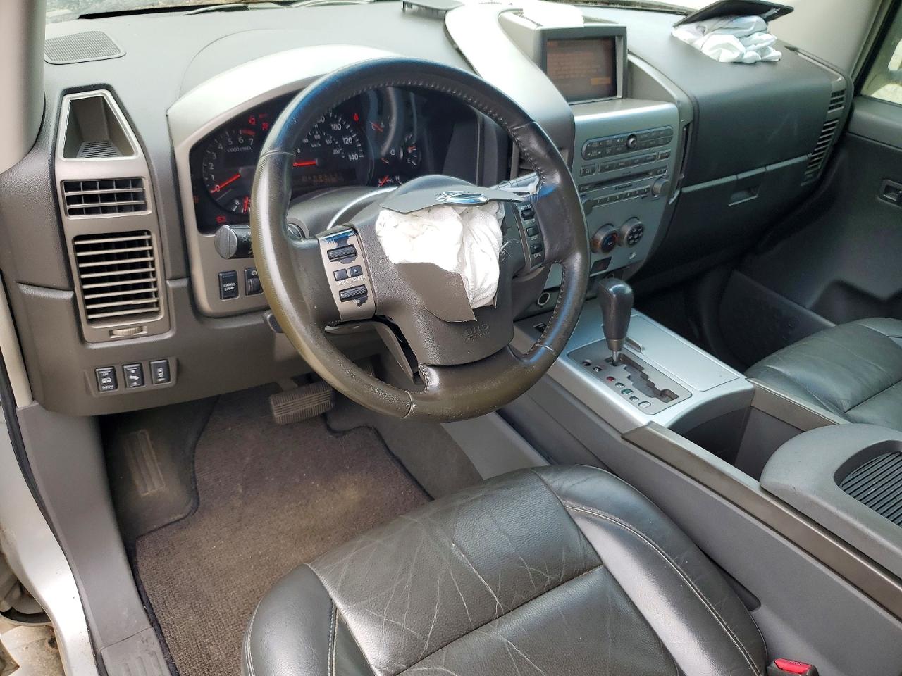 2005 NISSAN TITAN