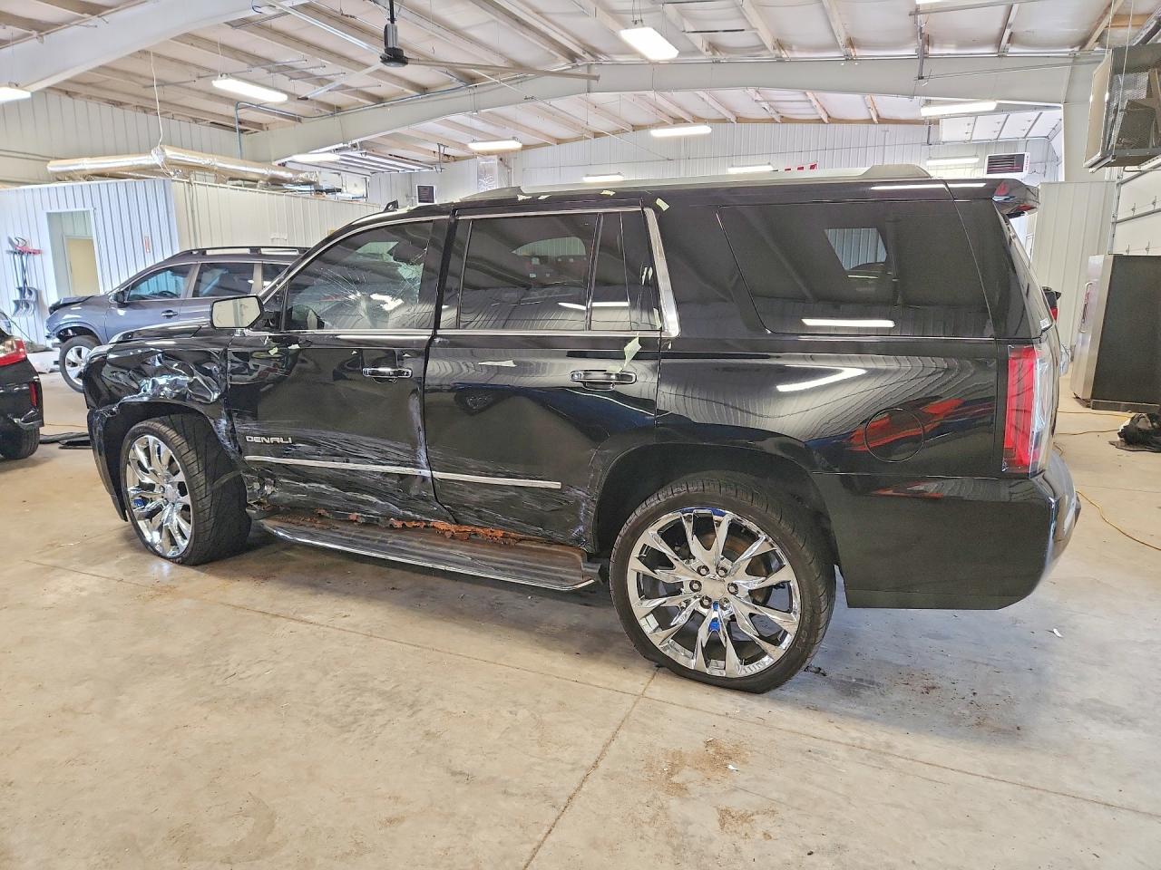 2015 GMC YUKON
