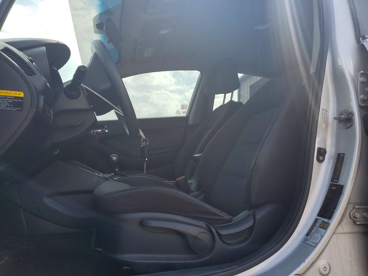 2016 KIA FORTE